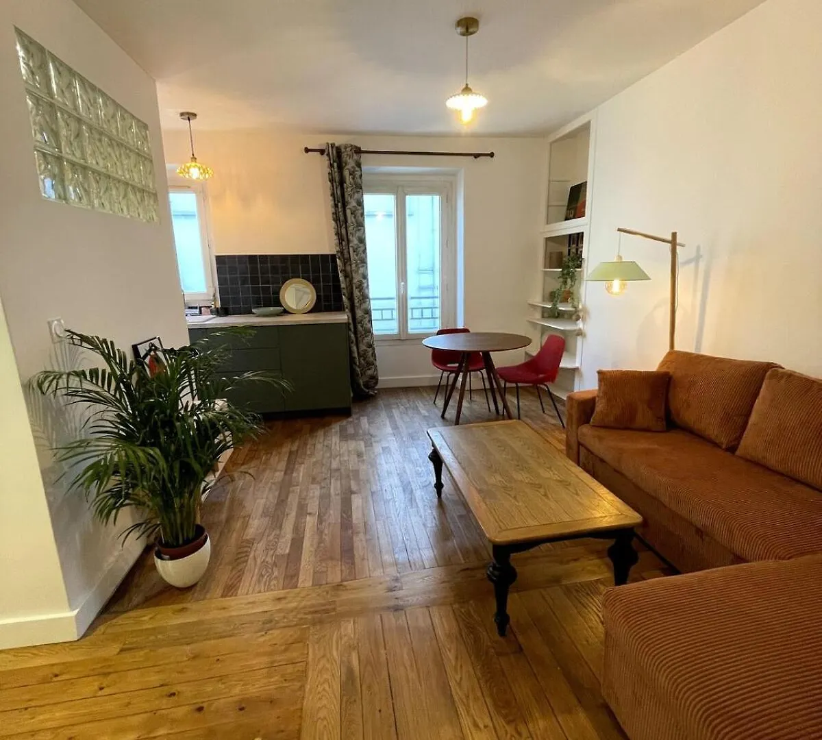 Bright Flat Near Montmartre Apartment Paris